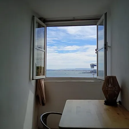 Santos In With River View * Lisboa