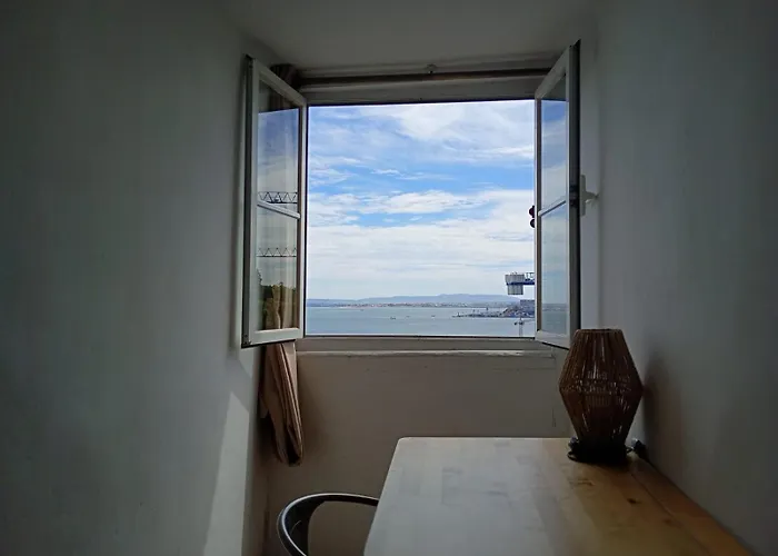 Santos In With River View * Lissabon