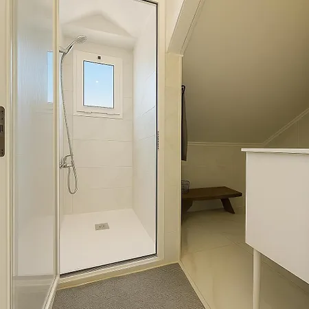 Santos In With River View * 리스본