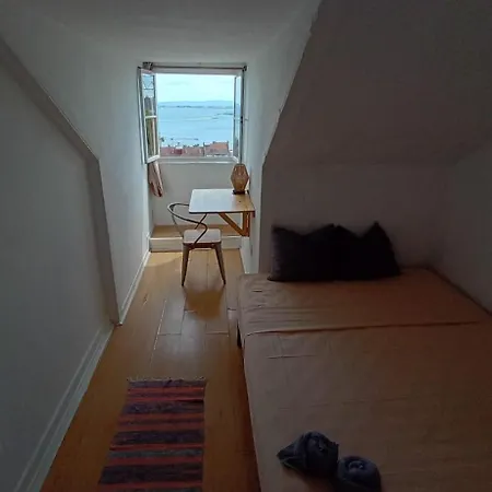 Santos In With River View Kwatera prywatna Lizbona