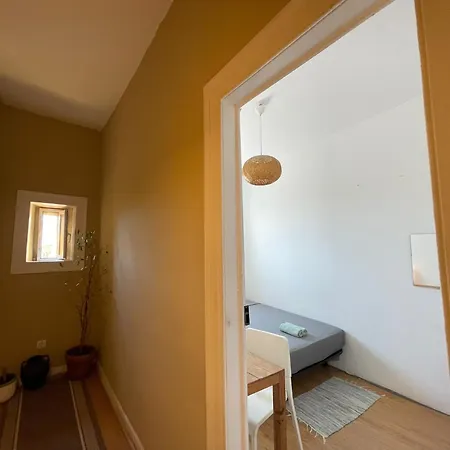 Santos In With River View Lizbona